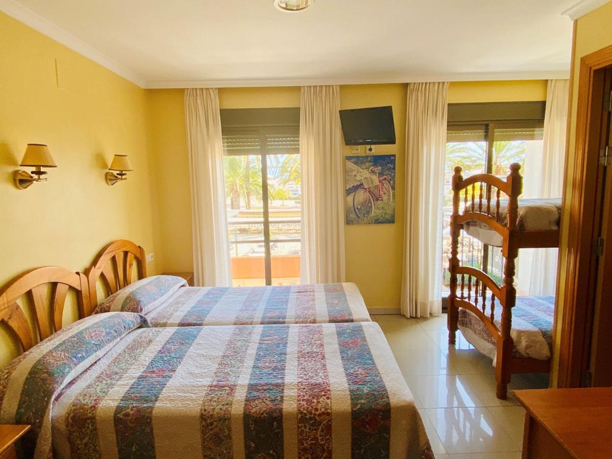 Hostal L'Anfora Denia Dış mekan fotoğraf
