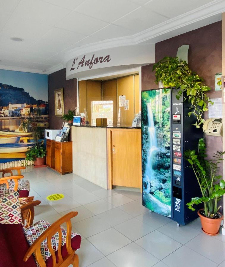 Hostal L'Anfora Denia Dış mekan fotoğraf