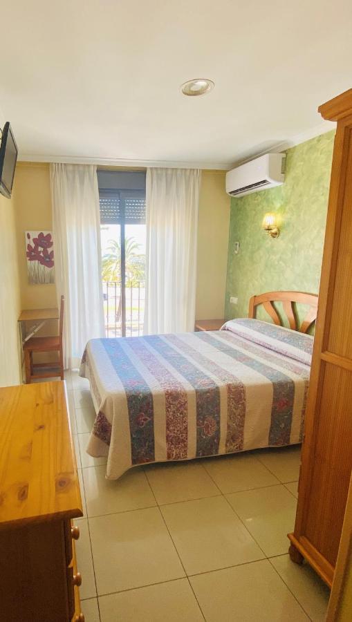 Hostal L'Anfora Denia Dış mekan fotoğraf