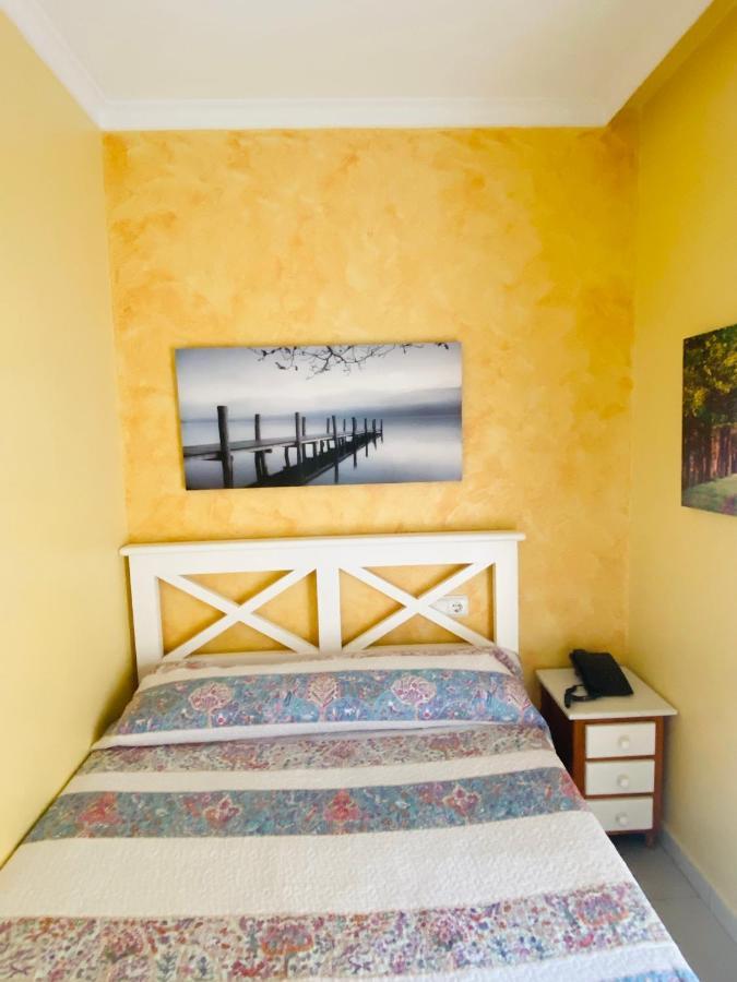 Hostal L'Anfora Denia Dış mekan fotoğraf