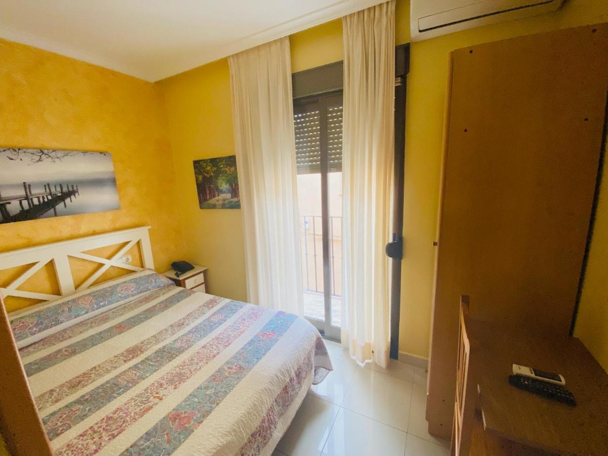 Hostal L'Anfora Denia Dış mekan fotoğraf