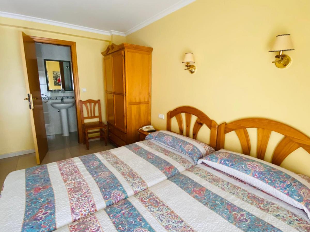 Hostal L'Anfora Denia Dış mekan fotoğraf