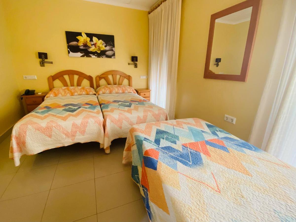 Hostal L'Anfora Denia Dış mekan fotoğraf
