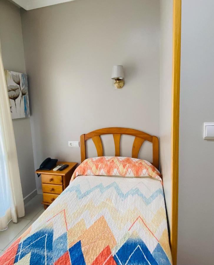 Hostal L'Anfora Denia Dış mekan fotoğraf